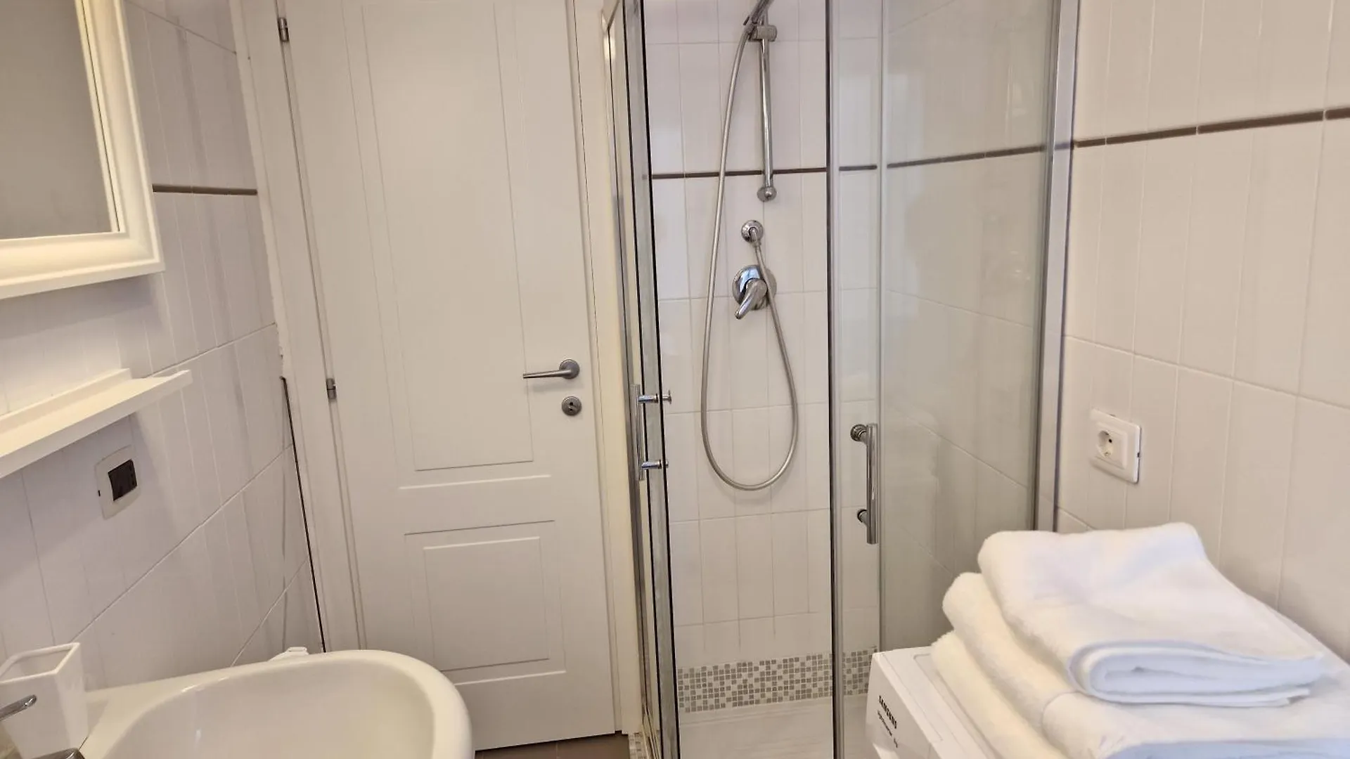 La Casa Bianca Di Jo Apartment La Spezia